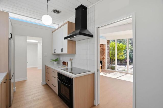 3862 Mumford Place, Palo Alto, CA 94306