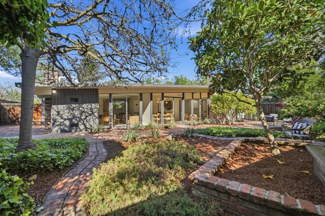 3862 Mumford Place, Palo Alto, CA 94306