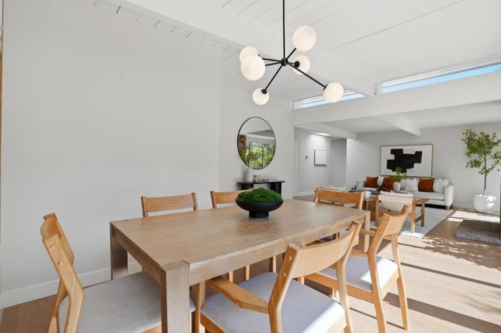 Image 10 of property listing at 3862 Mumford Place, Palo Alto, CA 94306