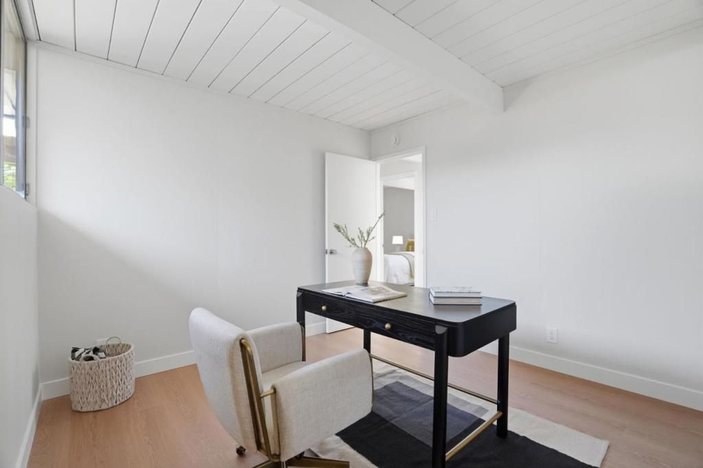 Image 36 of property listing at 3862 Mumford Place, Palo Alto, CA 94306