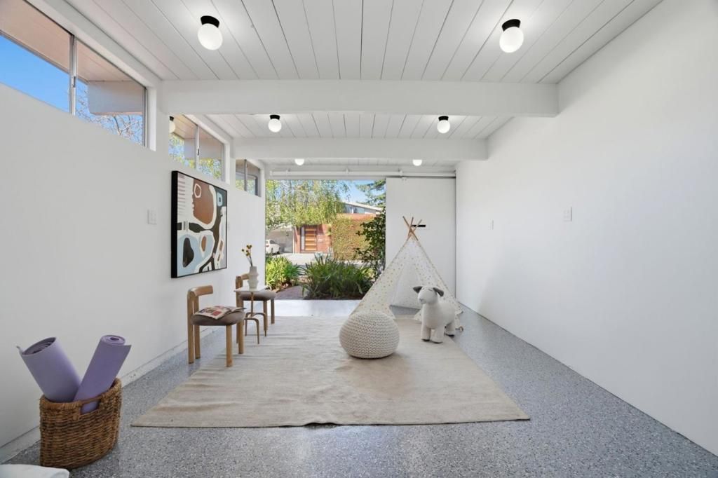 Image 40 of property listing at 3862 Mumford Place, Palo Alto, CA 94306