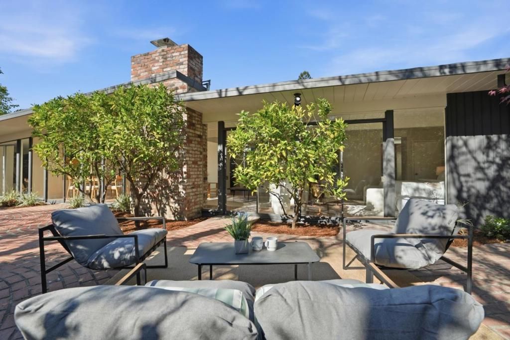 Image 50 of property listing at 3862 Mumford Place, Palo Alto, CA 94306