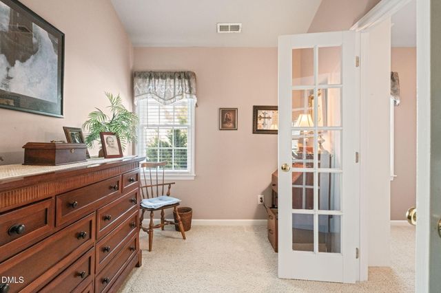 8221 Hempshire Place 106, Raleigh, NC 27613