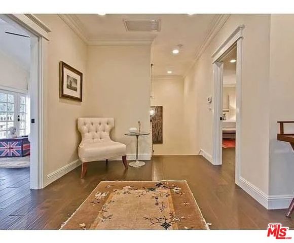 580 N Kenter Avenue, Los Angeles, CA 90049