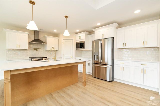 2545 Karen, Junction City, KS 66441