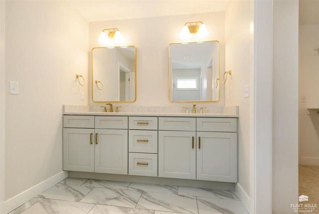 2545 Karen, Junction City, KS 66441