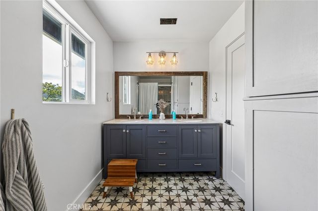 250 Oconnor Way, San Luis Obispo, CA 93405