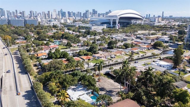 848 NW 18th Ave, Miami, FL 33125