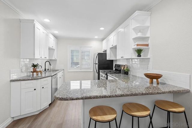 4009 Illinois, San Diego, CA 92104