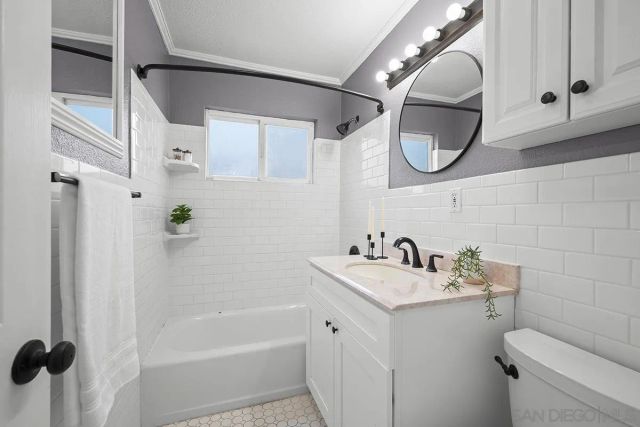 4009 Illinois, San Diego, CA 92104