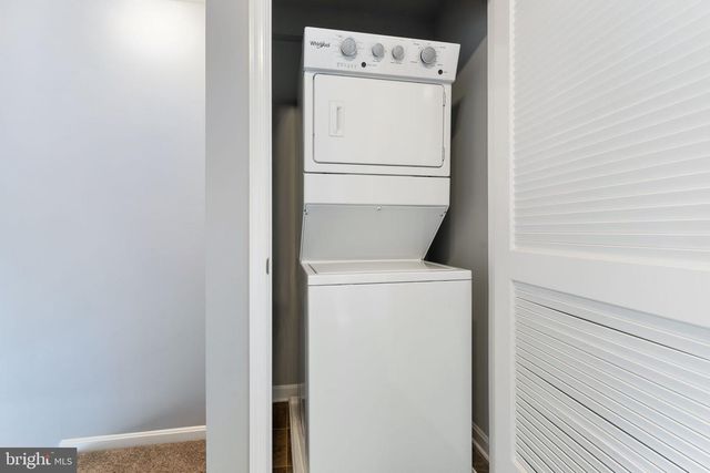 37 MUSTANG DR, La Plata, MD 20646