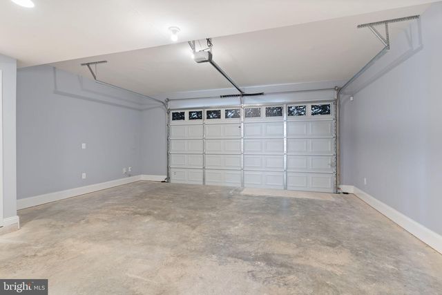 37 MUSTANG DR, La Plata, MD 20646