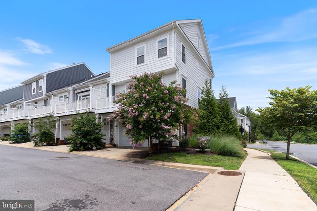 37 MUSTANG DR, La Plata, MD 20646