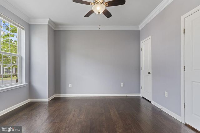 37 MUSTANG DR, La Plata, MD 20646