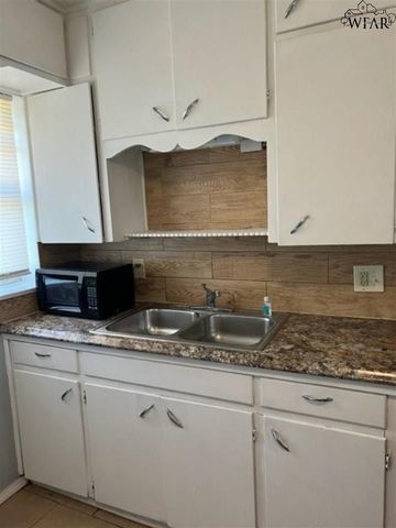 1409 NEWHAVEN ROAD, Wichita Falls, TX 76306