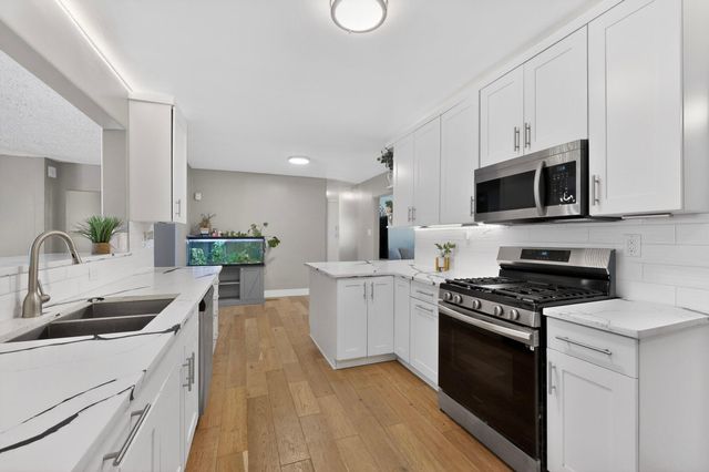 1112 Truman Street SE, Albuquerque, NM 87108