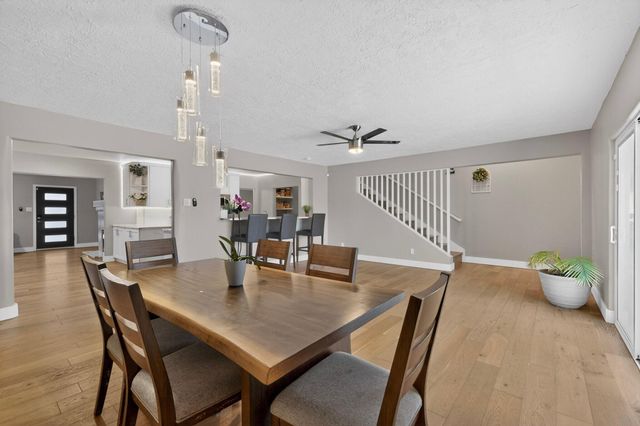 1112 Truman Street SE, Albuquerque, NM 87108