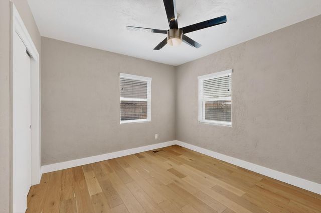 1112 Truman Street SE, Albuquerque, NM 87108