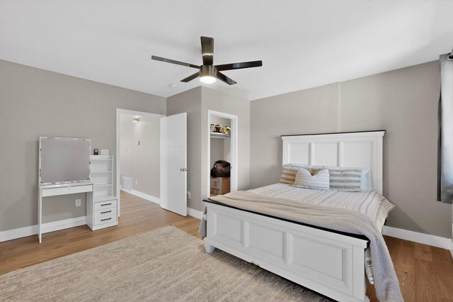 1112 Truman Street SE, Albuquerque, NM 87108