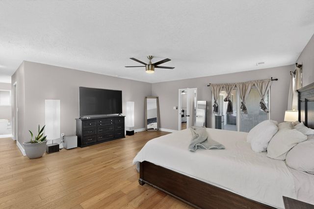 1112 Truman Street SE, Albuquerque, NM 87108