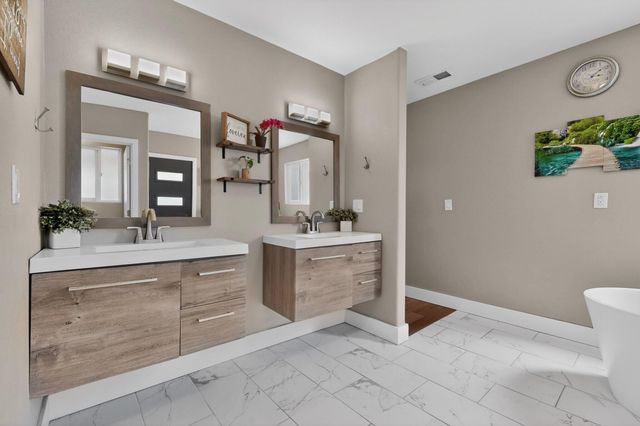 1112 Truman Street SE, Albuquerque, NM 87108