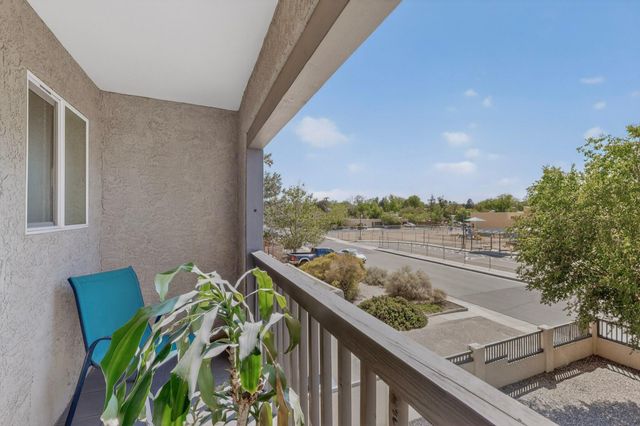 1112 Truman Street SE, Albuquerque, NM 87108