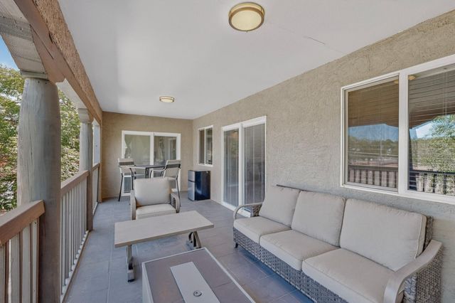 1112 Truman Street SE, Albuquerque, NM 87108
