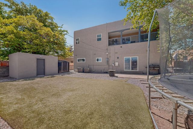 1112 Truman Street SE, Albuquerque, NM 87108