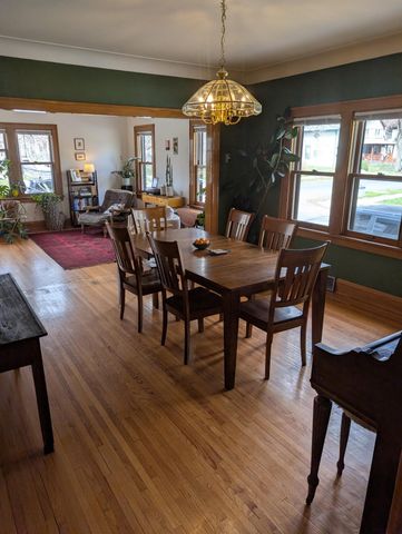 2324 Dupont Avenue N, Minneapolis, MN 55411