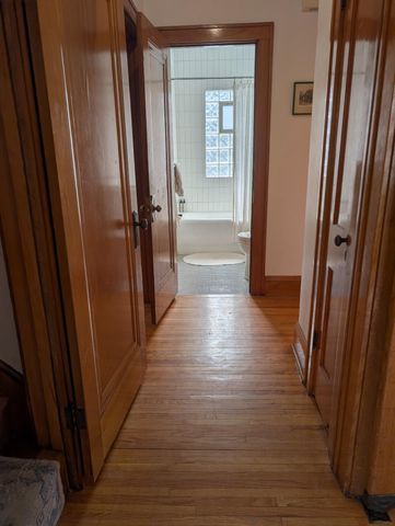 2324 Dupont Avenue N, Minneapolis, MN 55411