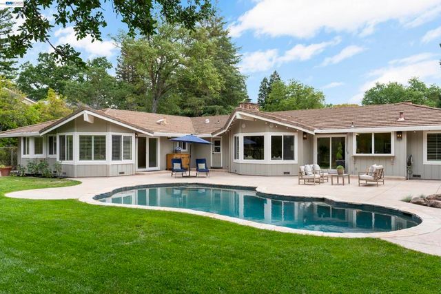 1816 Piedras Cir, Alamo, CA 94507