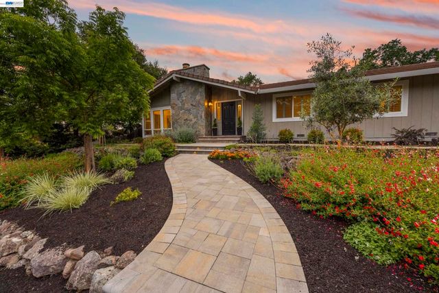 1816 Piedras Cir, Alamo, CA 94507