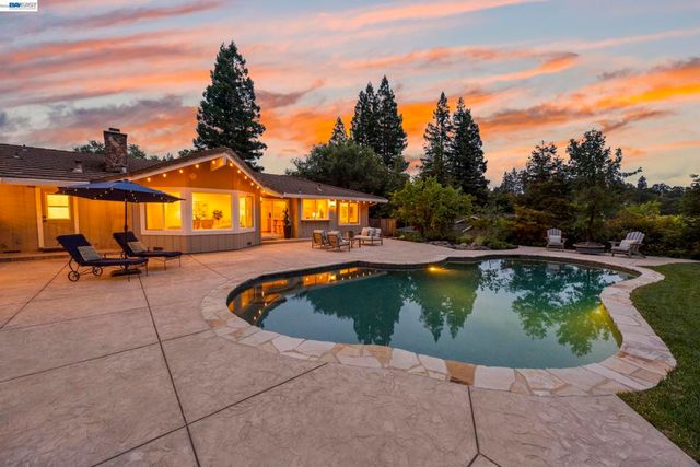 1816 Piedras Cir, Alamo, CA 94507