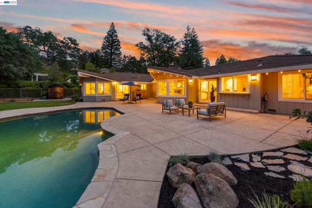 1816 Piedras Cir, Alamo, CA 94507