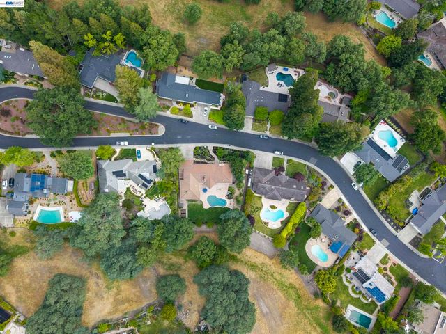 1816 Piedras Cir, Alamo, CA 94507