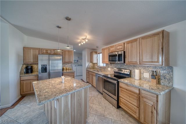 1840 Michael Drive, Pahrump, NV 89048