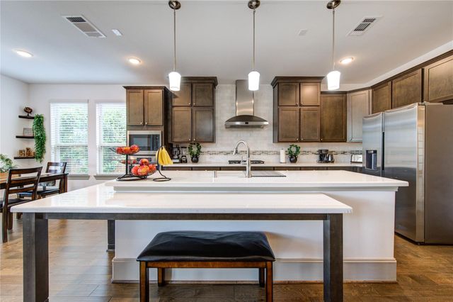 51 Springtime Creek Drive, Magnolia, TX 77354