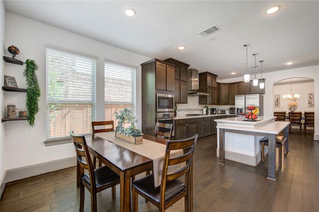 51 Springtime Creek Drive, Magnolia, TX 77354