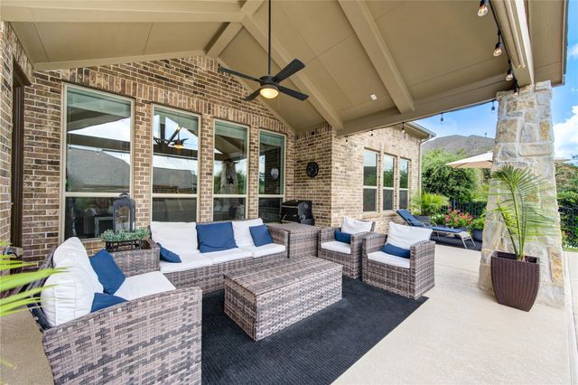 51 Springtime Creek Drive, Magnolia, TX 77354