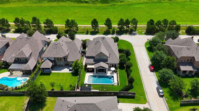 51 Springtime Creek Drive, Magnolia, TX 77354