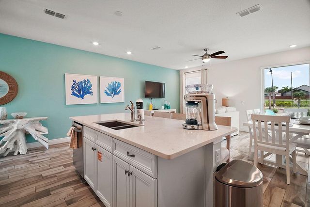 8174 COCONUT PLACE, Kissimmee, FL 34747