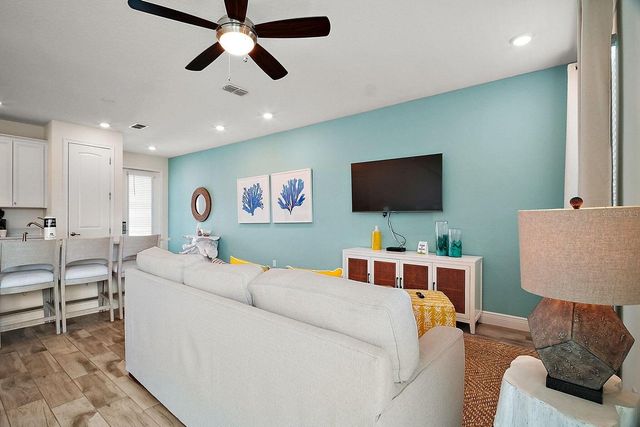 8174 COCONUT PLACE, Kissimmee, FL 34747