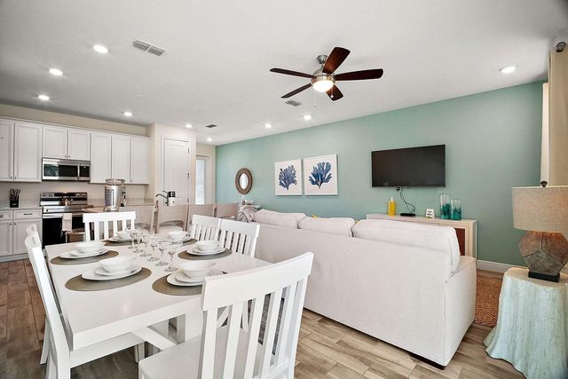 8174 COCONUT PLACE, Kissimmee, FL 34747