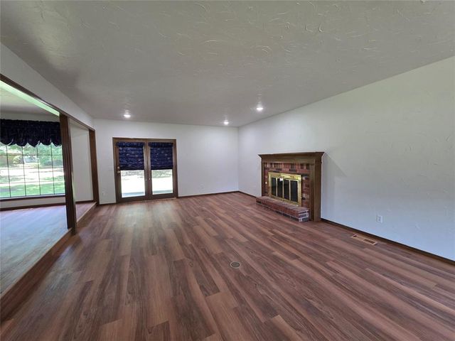 2430 Northwood Drive, Seminole, OK 74868