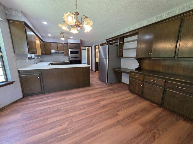 2430 Northwood Drive, Seminole, OK 74868