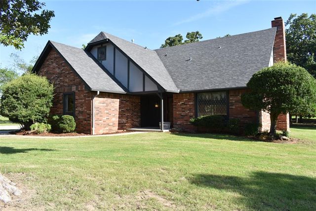 2430 Northwood Drive, Seminole, OK 74868