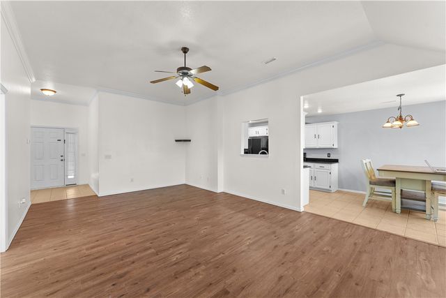 2003 N Lexington Street, Siloam Springs, AR 72761