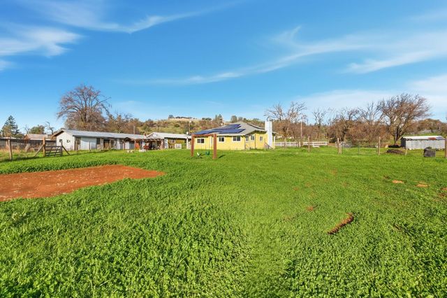 7580 Latrobe Rd, Shingle Springs, CA 95682