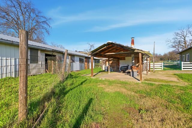 7580 Latrobe Rd, Shingle Springs, CA 95682