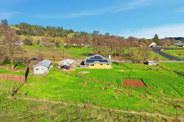 7580 Latrobe Rd, Shingle Springs, CA 95682